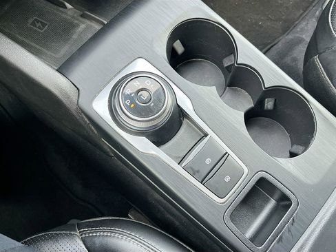 Used 2023 Ford Escape Platinum image 17