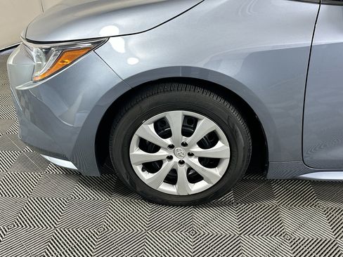 Used 2024 Toyota Corolla LE FWD image 11