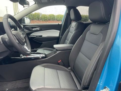 New 2026 Chevrolet Trax LT image 4