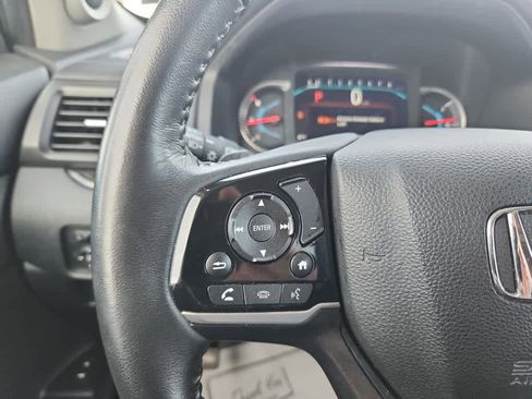 Used 2022 Honda Pilot Touring image 34