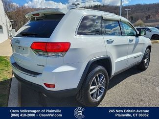 Used 2017 Jeep Grand Cherokee Limited w/ Luxury Group II video 3