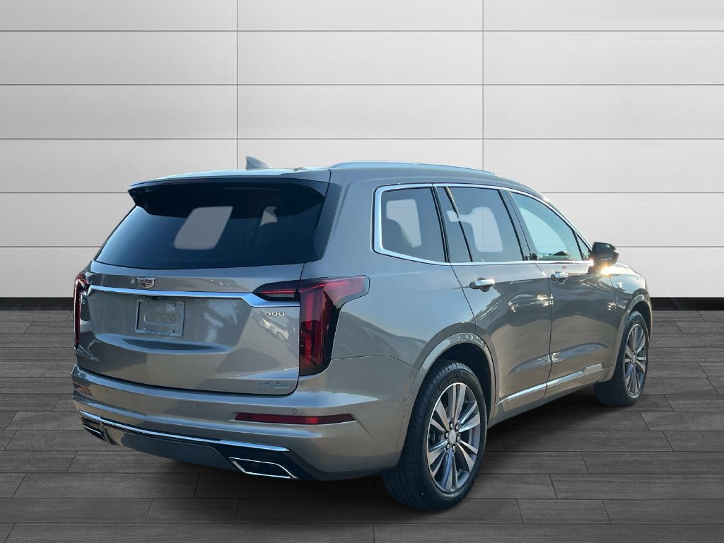 Used 2022 Cadillac XT6 Premium Luxury FWD image 5