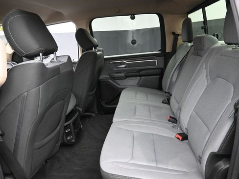Used 2020 RAM 1500 Big Horn AWD/4WD image 11