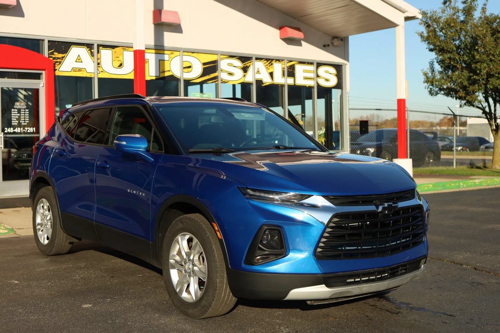 Used 2019 Chevrolet Blazer LT FWD image 3