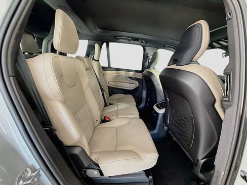 Used 2025 Volvo XC90 T8 Plus w/ Protection Package Premier AWD/4WD image 30