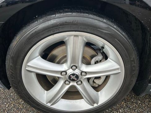 Used 2011 Ford Mustang GT Premium image 10