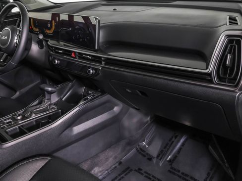 Used 2025 Kia Sorento EX image 44