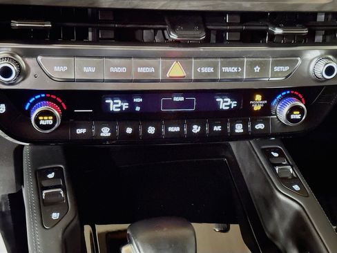 Used 2024 Kia Telluride EX X-Line AWD/4WD image 16