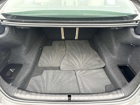 Used 2022 BMW 530i xDrive 530i xDrive w/ Premium Package image 33