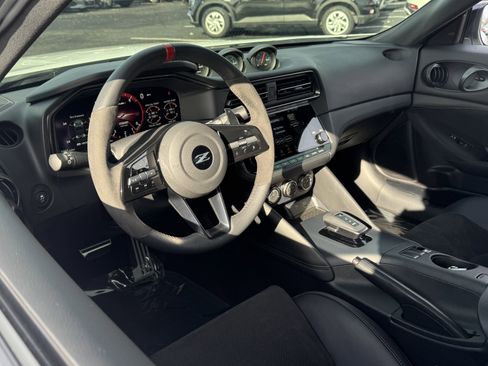 Used 2024 Nissan Z NISMO w/ Floor Mat Package image 6