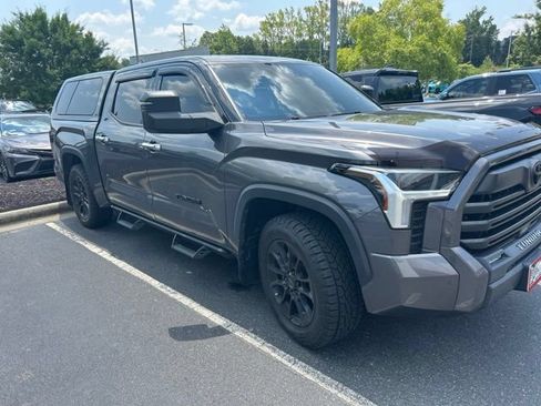 Used 2022 Toyota Tundra SR5 w/ Convenience Package RWD image 1