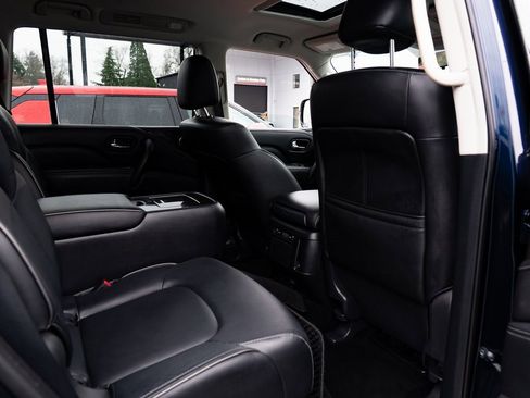 Used 2024 INFINITI QX80 Luxe image 23