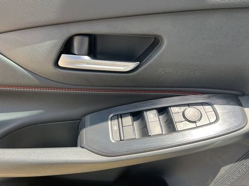 New 2026 Nissan Sentra SR w/ Floor Mat Package FWD image 11