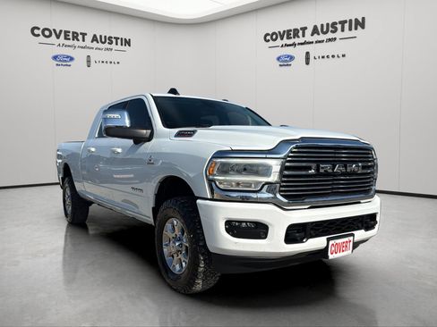 Used 2024 RAM 2500 Laramie w/ Safety Group AWD/4WD image 7