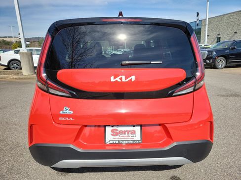 Used 2025 Kia Soul LX w/ LX Technology Package image 25