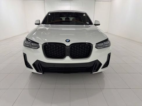 Used 2025 BMW X4 xDrive30i w/ Premium Package AWD/4WD image 8
