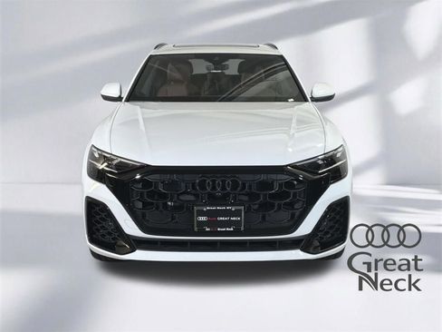 Used 2025 Audi Q8 Premium Plus w/ Premium Plus Package AWD/4WD image 22
