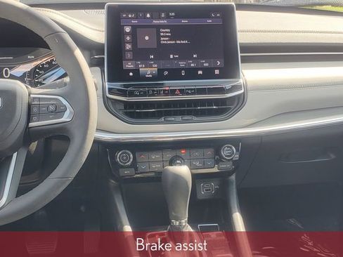 Used 2024 Jeep Compass Limited AWD/4WD image 35