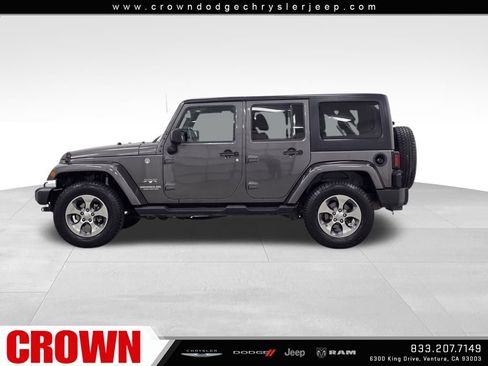 Used 2016 Jeep Wrangler Unlimited Sahara w/ Connectivity Group image 4
