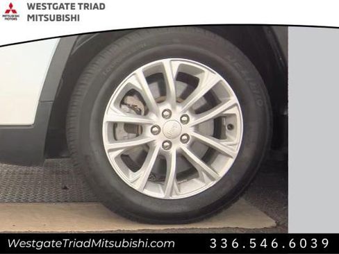 Used 2020 Jeep Cherokee Latitude image 8