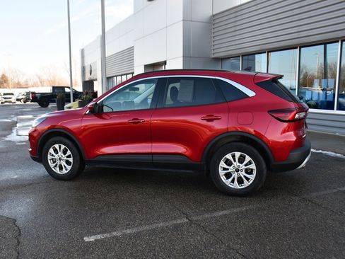 Used 2023 Ford Escape Active w/ Tech Pack #2 image 3