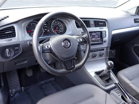 Used 2015 Volkswagen Golf TDI S FWD image 55
