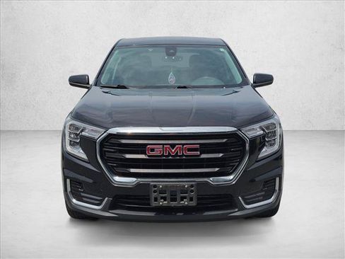 Used 2022 GMC Terrain SLE FWD image 2