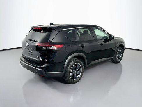 Used 2024 Nissan Rogue SV FWD image 7