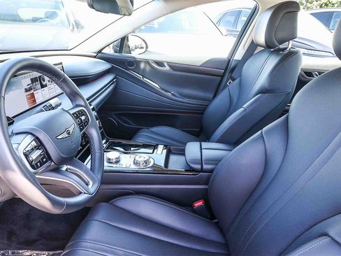 Used 2025 Genesis G80 2.5T image 18