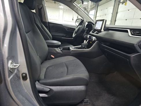 Used 2024 Toyota RAV4 LE image 8