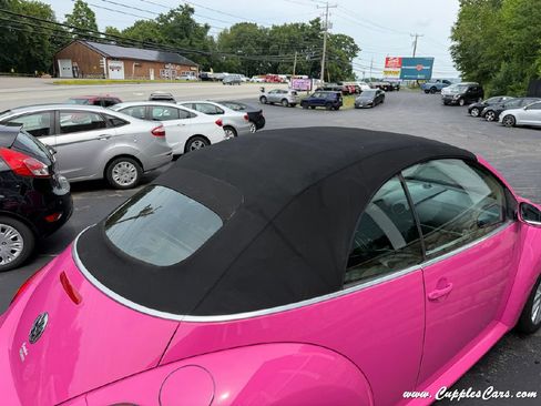 Used 2009 Volkswagen Beetle Convertible FWD image 14