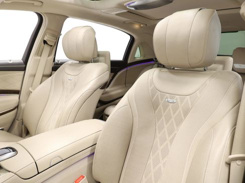 Used 2016 Mercedes-Benz Maybach S 600 image 18