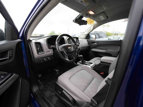 Used 2015 Chevrolet Colorado LT w/ LT Convenience Package AWD/4WD image 8