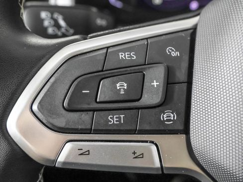 Used 2023 Volkswagen Atlas SE AWD/4WD image 26