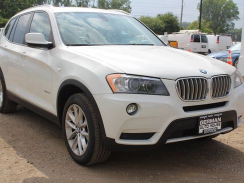 Used 2013 BMW X3 xDrive28i AWD/4WD image 3