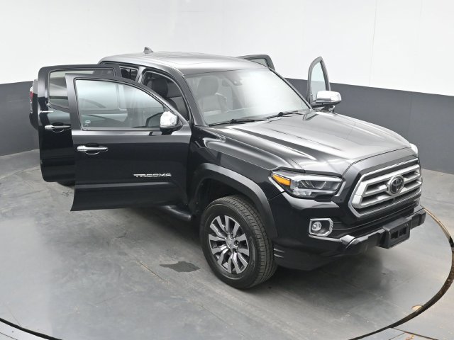 Used 2022 Toyota Tacoma Limited AWD/4WD image 51