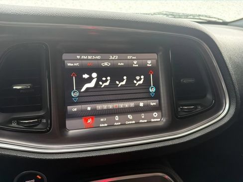 Used 2018 Dodge Challenger R/T Scat Pack RWD image 16
