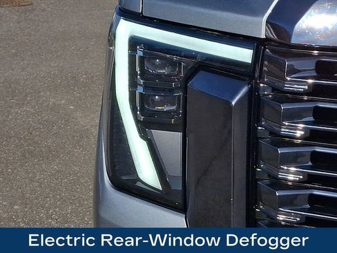 Used 2024 GMC Sierra 2500 Denali Ultimate image 13