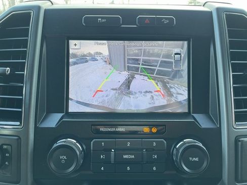 Used 2019 Ford F350 XLT w/ XLT Premium Package image 20