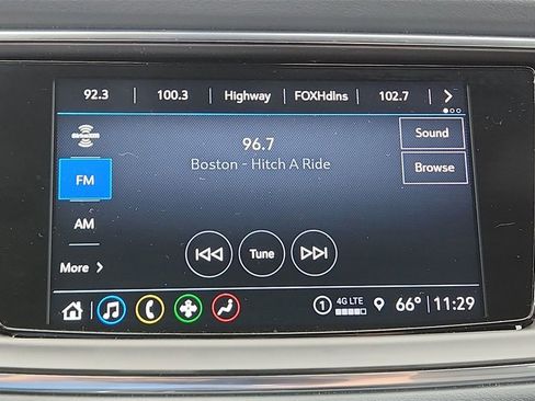 Used 2022 Buick Enclave Essence w/ Experience Buick Package image 20