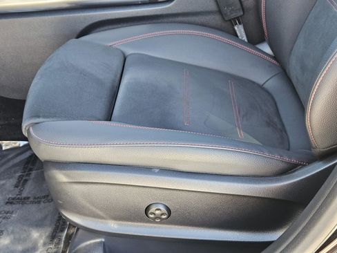 Certified 2025 Mercedes-Benz GLA 250 GLA 250 image 25