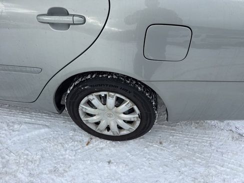 Used 2005 Toyota Camry SE image 5