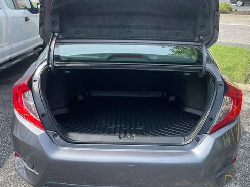 Used 2019 Honda Civic Sport image 7