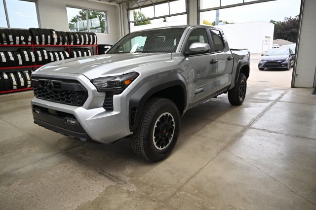 New 2026 Toyota Tacoma TRD Off-Road AWD/4WD image 9