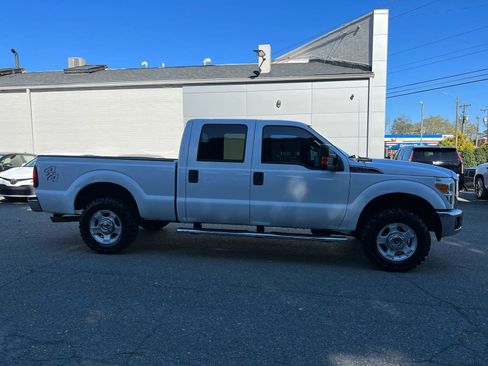 Used 2015 Ford F250 XLT w/ XLT Value Package image 3