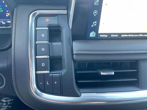 Used 2023 Chevrolet Tahoe LT w/ Luxury Package RWD image 27