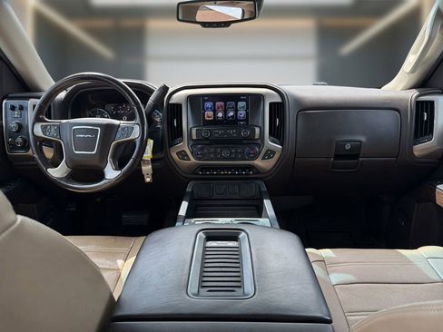 Used 2017 GMC Sierra 1500 Denali w/ Denali Ultimate Package AWD/4WD image 15