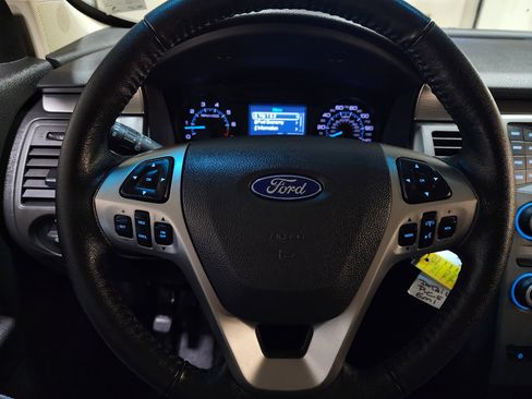 Used 2019 Ford Flex SE image 29