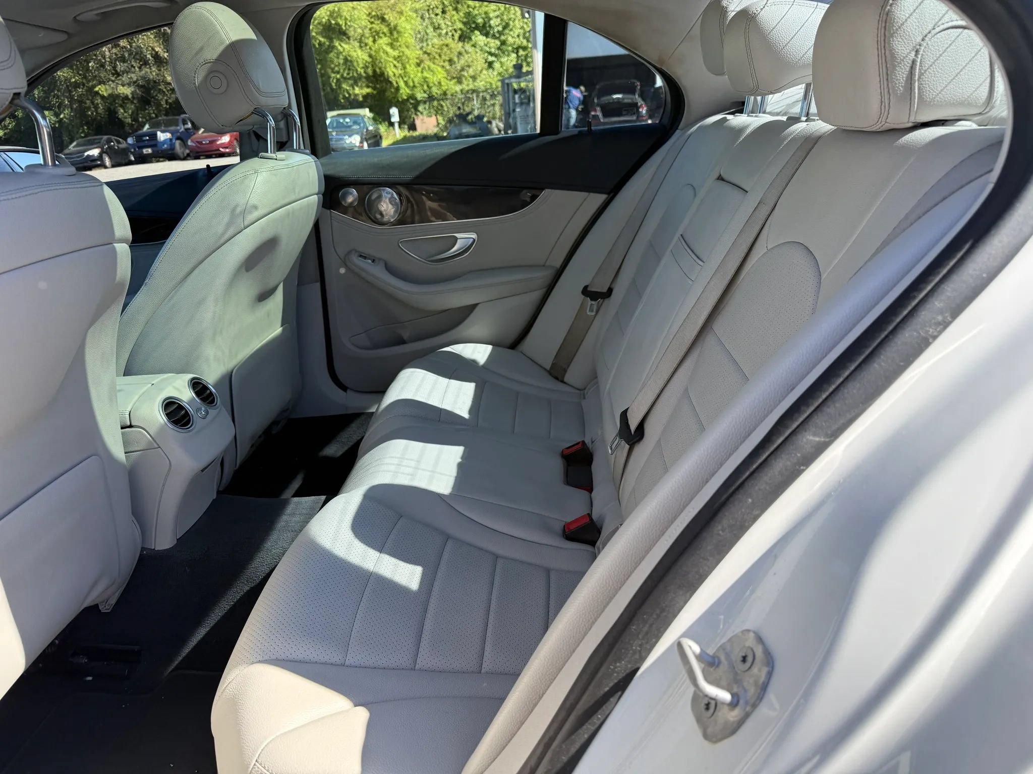 Used 2016 Mercedes-Benz C 300 4MATIC Sedan image 21