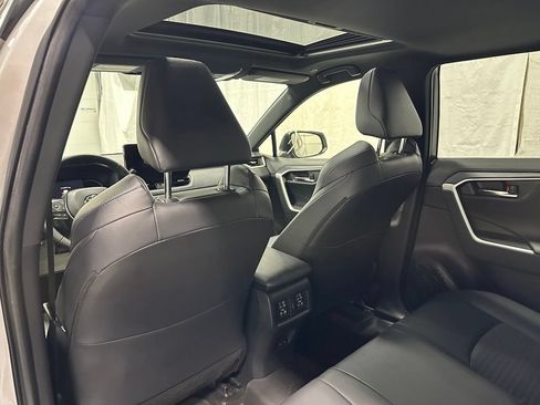 Used 2025 Toyota RAV4 XSE w/ Weather Package AWD/4WD image 47